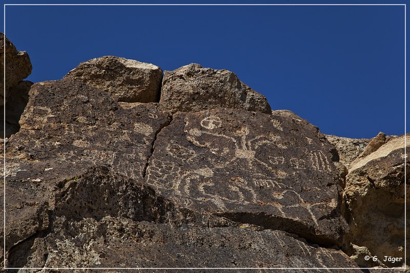 Red_Rock_Petroglyphs_35.jpg